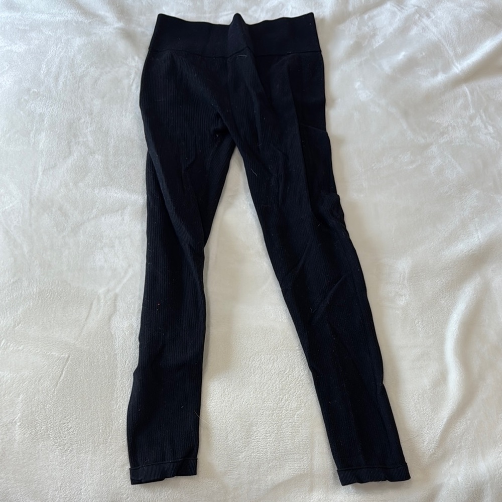 Amazon Essentials Black Leggings